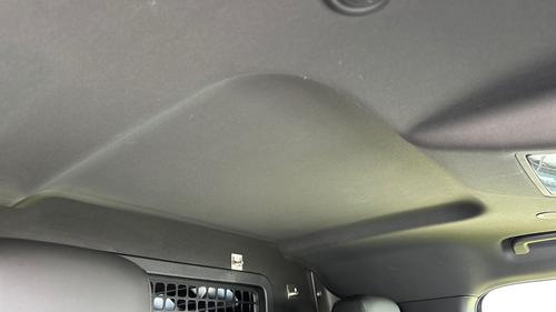 Land Rover Defender Photo autoimg-4574b8ce609125d1650d633e09d2708495501542.jpg