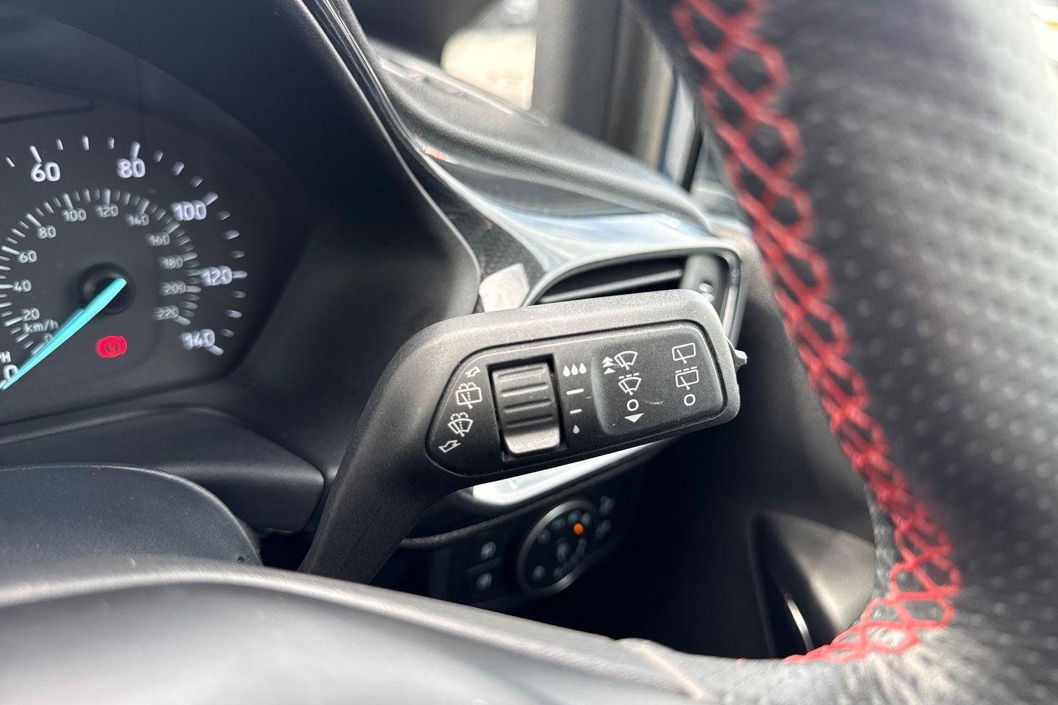 Ford Fiesta Photo 14