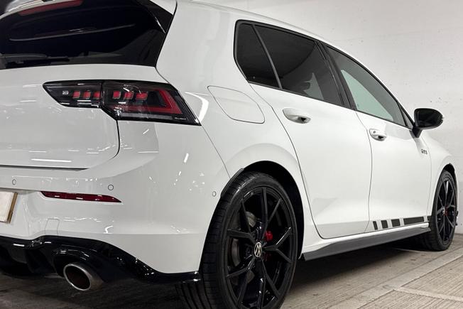 Volkswagen Golf Photo 28