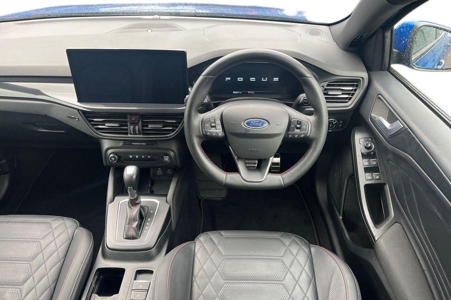 Ford FOCUS Photo autoimg-4580692d599f6cd90e00a0613ce372586241ce18.jpg