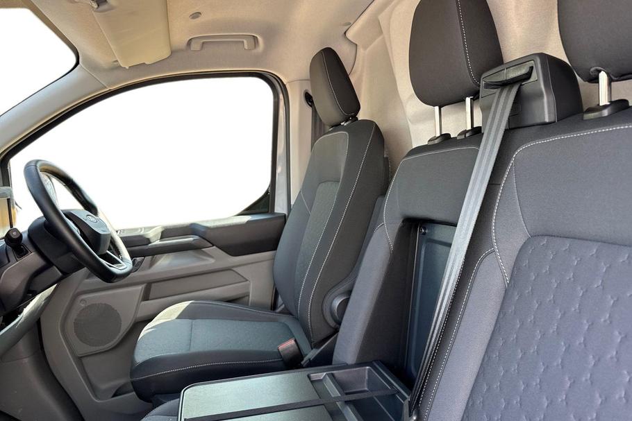 Used Ford E-TRANSIT CUSTOM RX26BFL 11