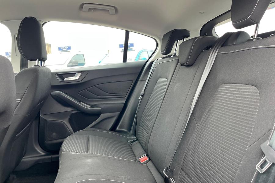 Ford Focus Photo autoimg-458a6375d681fcd141152cf370b0846092f78fdf.jpg