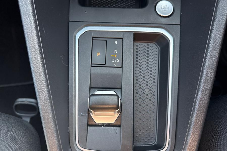 Ford TOURNEO CONNECT Photo autoimg-458c08e9aeeb033b1ff3585363832269663b175a.jpg