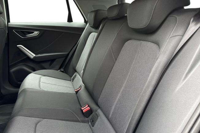 AUDI Q2 Photo 9