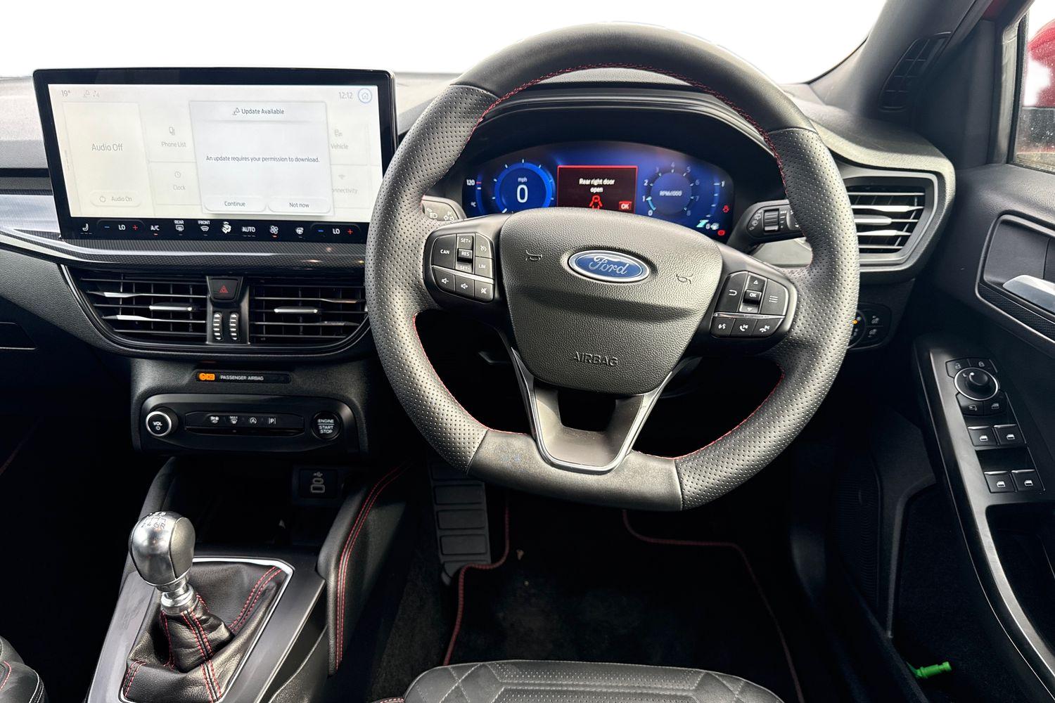 Ford FOCUS Photo 10