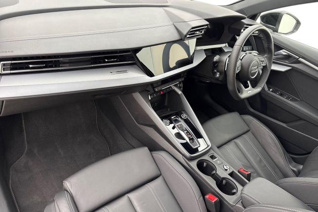 AUDI A3 Photo 2