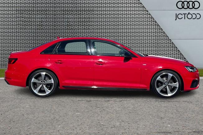 AUDI A4 Photo 4