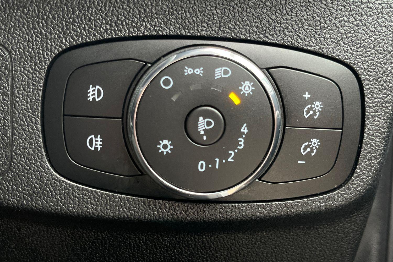 Ford FOCUS Photo 22
