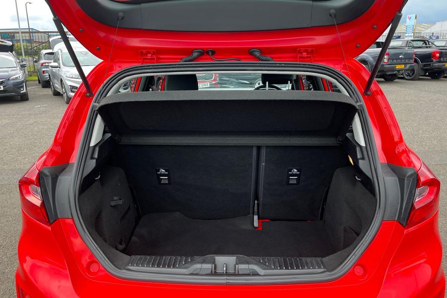 Ford FIESTA Photo autoimg-45984a3ca1c676d928123142132e1df85c08dc79.jpg
