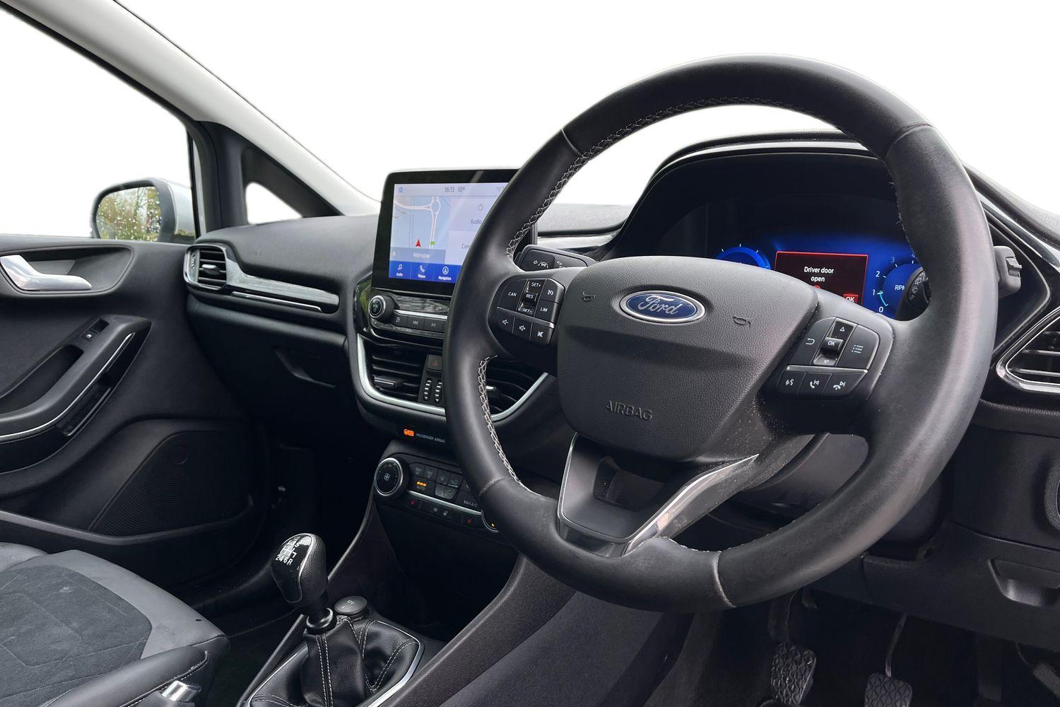 Ford Fiesta Photo 8