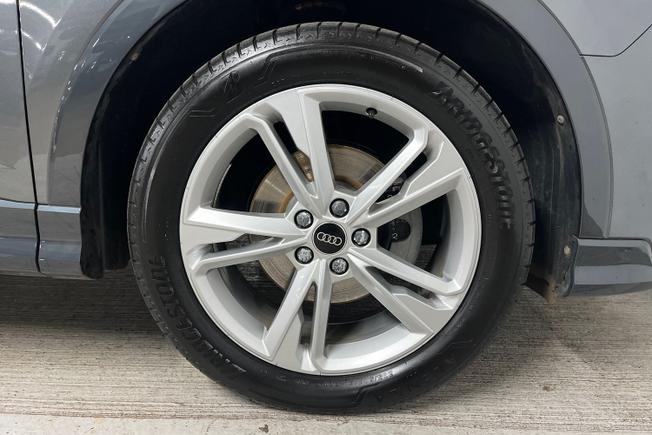 Audi Q3 Photo 5