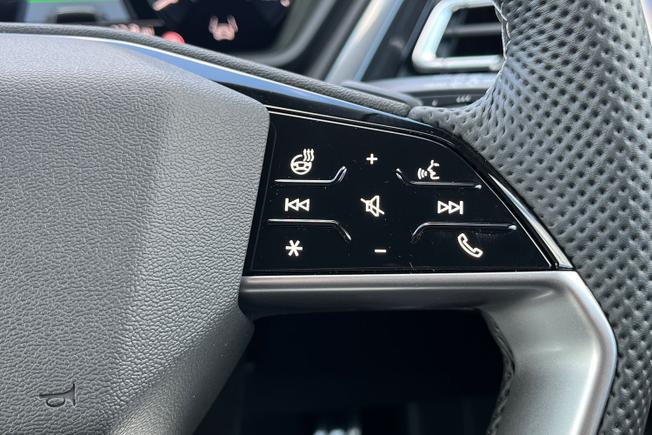 Audi Q4 e-tron Photo 17