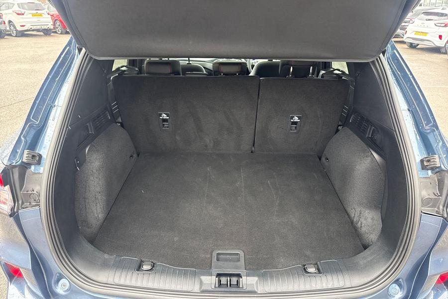 Ford KUGA Photo autoimg-45a61937d75b31142e49e569122371f4311d5f98.jpg