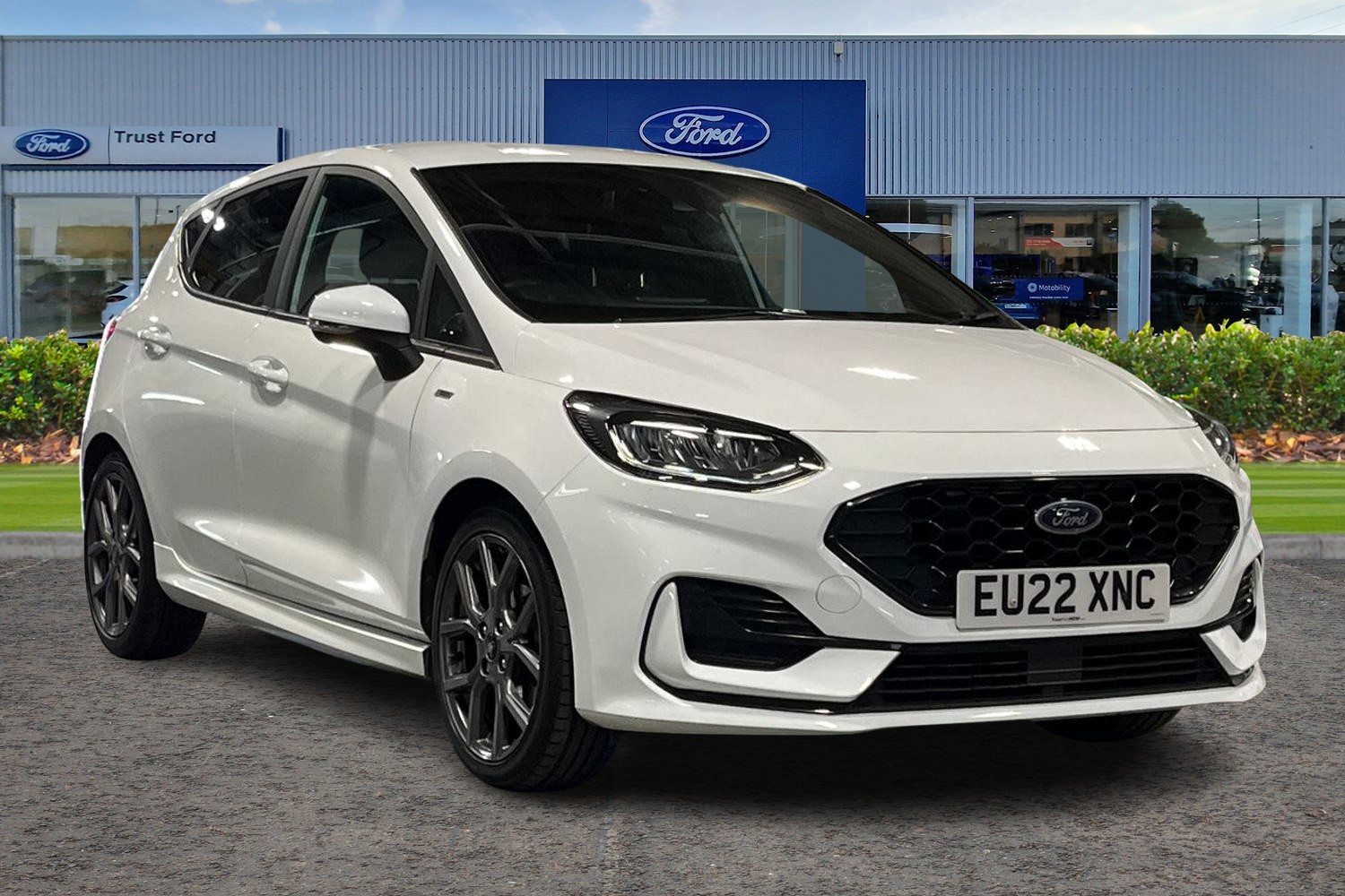 Ford FIESTA Photo 0