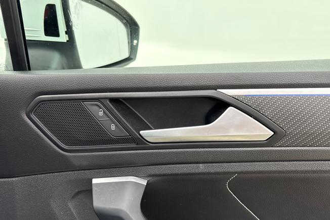VOLKSWAGEN Tiguan Photo 26