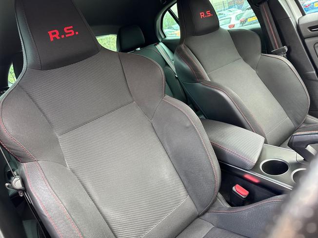 Renault Megane R.S. Photo 27