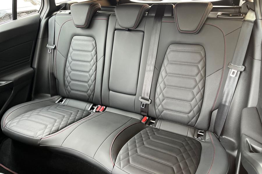 Ford Focus Photo autoimg-45ac1df2ae9c4d089912bacfc07722d419dfe6a5.jpg