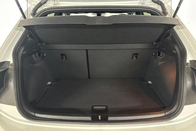 VOLKSWAGEN Polo Photo 12