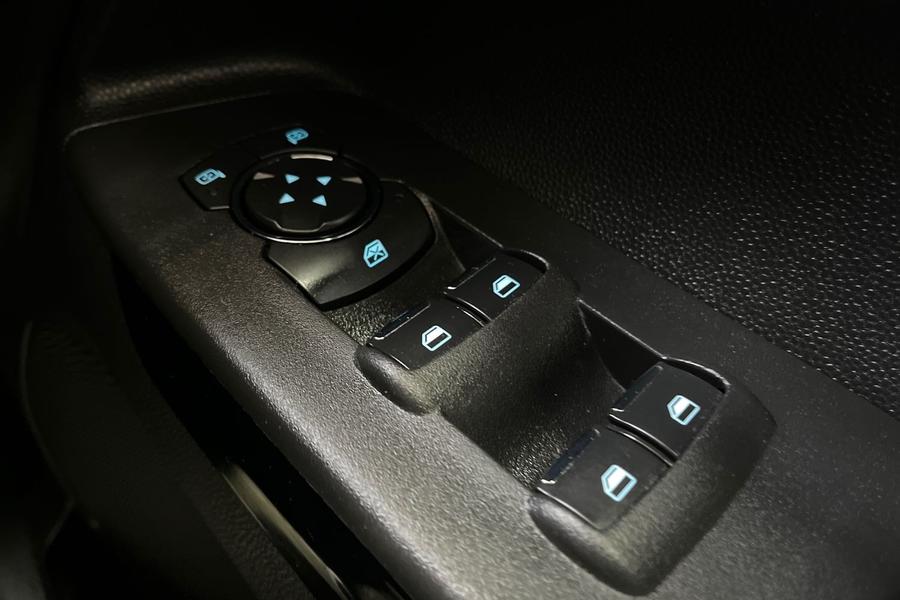 Ford ECOSPORT Photo autoimg-45b287945b22ea0bfca6b01a76f895c1eadc8651.jpg