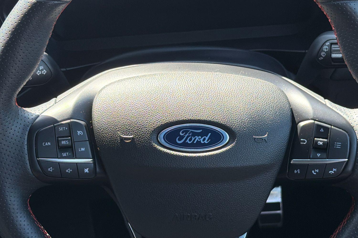 Ford FOCUS Photo 11