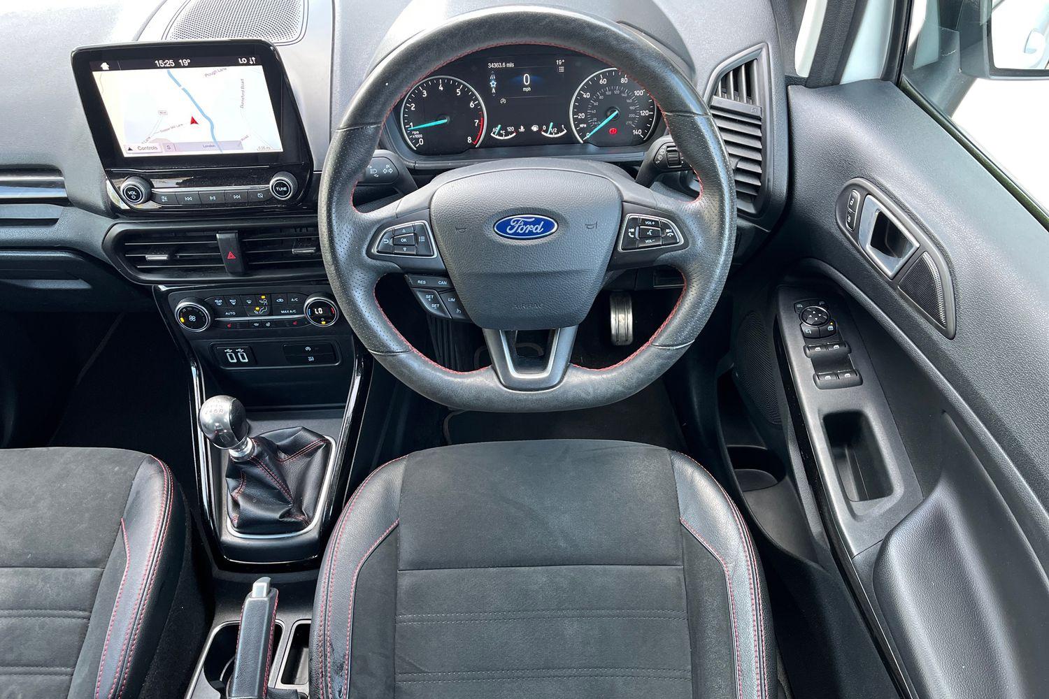 Ford ECOSPORT Photo 10