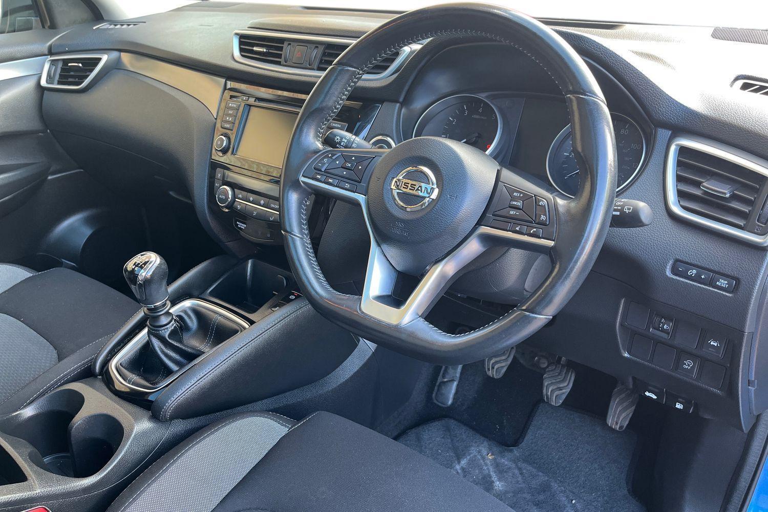 Nissan QASHQAI Photo 8
