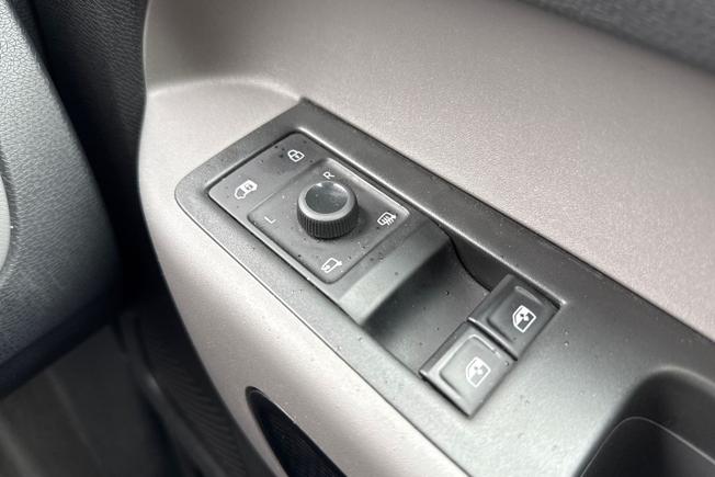 Volkswagen Id. Buzz Photo 32