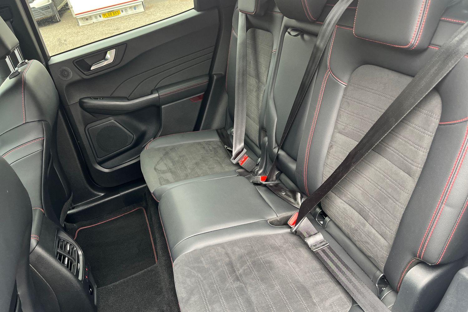 Ford KUGA Photo 19
