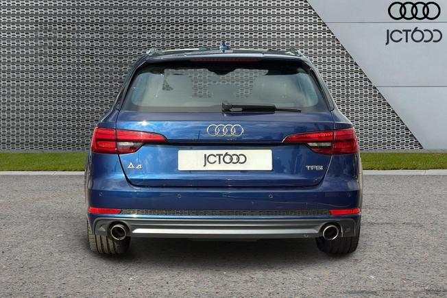 Audi A4 Avant Photo 7