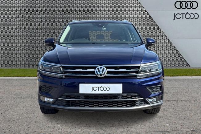 VOLKSWAGEN Tiguan Photo 8
