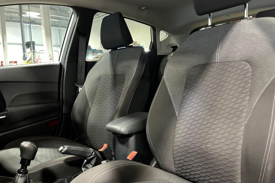 Ford FIESTA Photo autoimg-45dbeda45d66bb262f14f8e7ef4cceea34600824.jpg