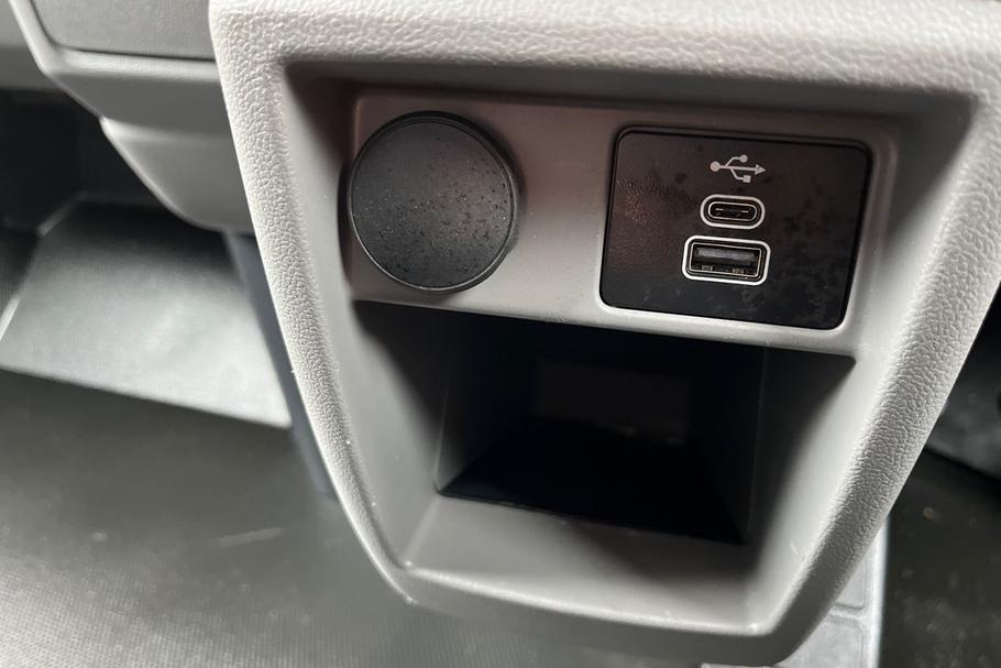 Used Ford TRANSIT CUSTOM MJ24UER 15