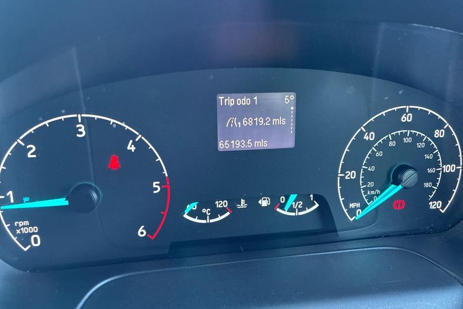 Used FORD TRANSIT CUSTOM YT19CRE 17