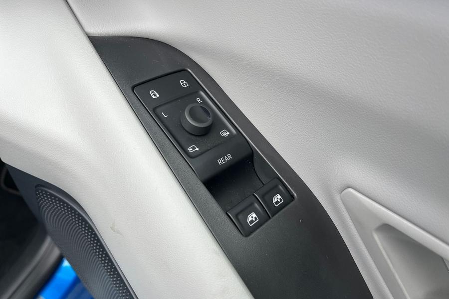 Ford Explorer Photo autoimg-45e5a64b18c6a2d6084f715ec1e4745127871134.jpg