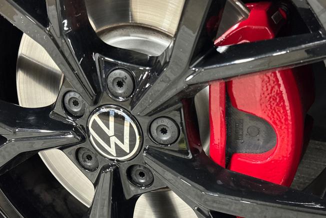 VOLKSWAGEN Golf Photo 33
