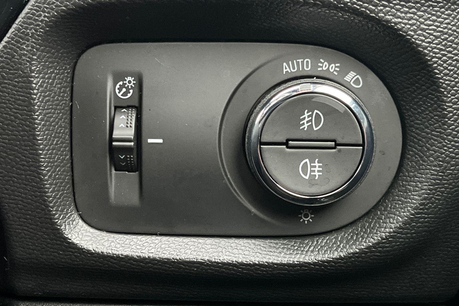 Vauxhall Corsa Photo 22