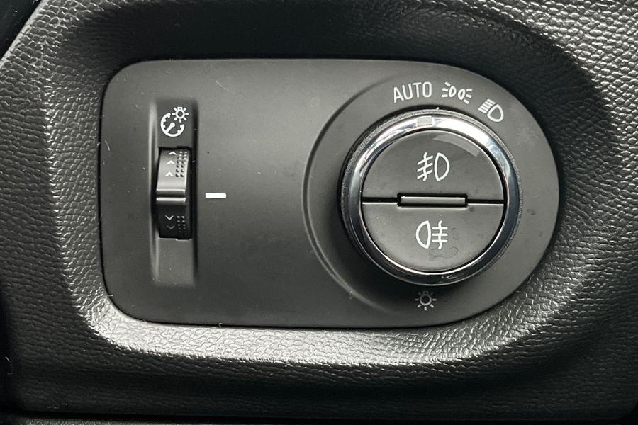 Vauxhall Corsa Photo autoimg-45f5080a43218c5275b520240c68cfe326ba4133.jpg