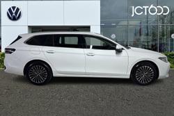 VOLKSWAGEN Passat Photo 4