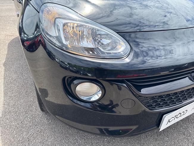 VAUXHALL Adam Photo 29
