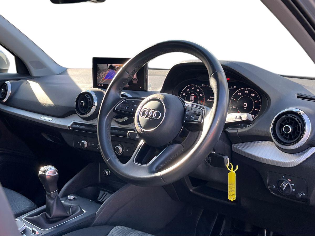 Audi Q2 Photo 19