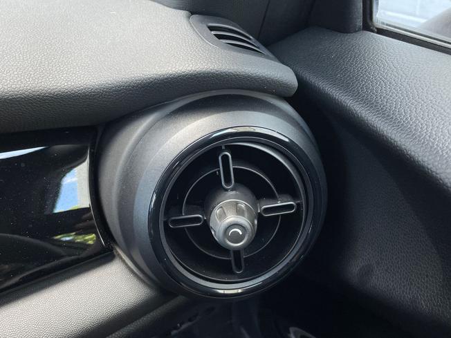 MINI Hatch Photo 35