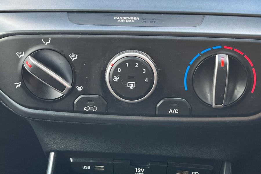 Hyundai BAYON Photo autoimg-45ff06f5f02322ca54c521bf347fd6d35a39dbd3.jpg