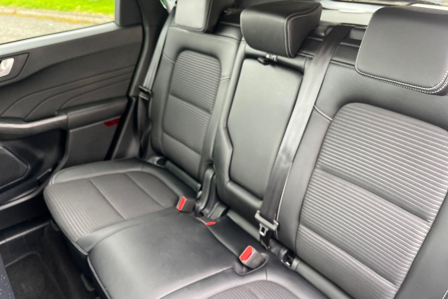 Ford KUGA Photo 19