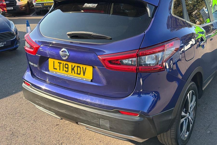 Nissan QASHQAI Photo autoimg-4606b0b572db048b6ada035d3f278e2bf647d081.jpg
