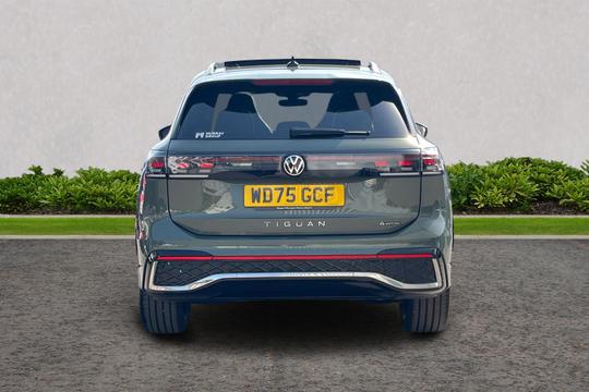Volkswagen Tiguan Photo autoimg-4609090391aacd247003eaa240cb1e23ca8ac762.jpg