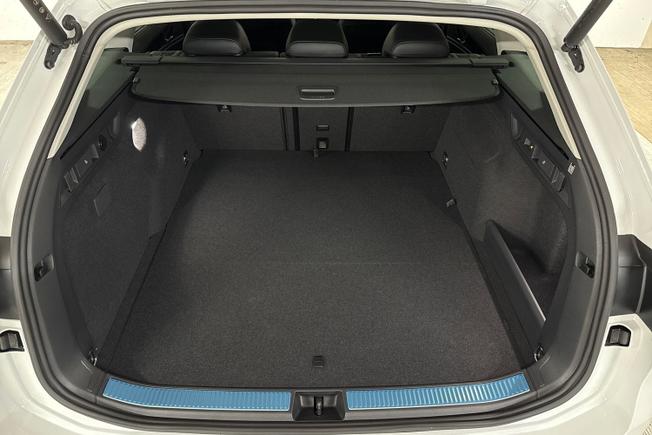 VOLKSWAGEN Passat Photo 12