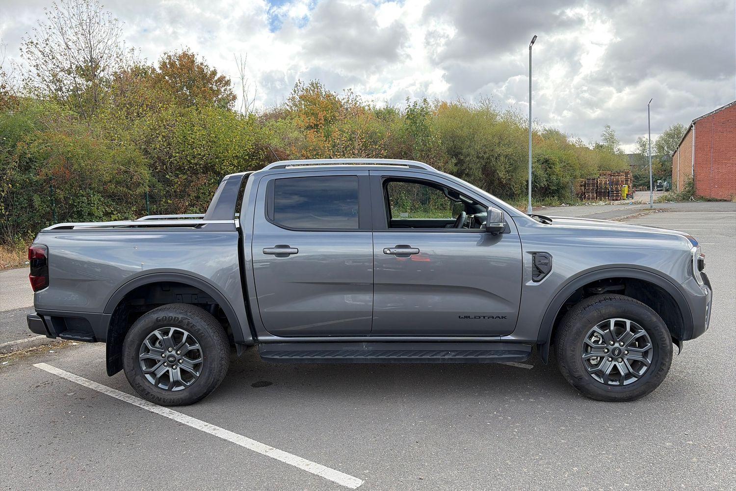 Ford RANGER Photo 21