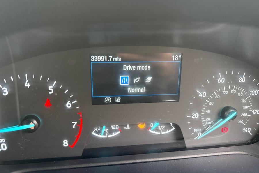 Ford Fiesta Photo autoimg-4610ba215dbd3620dc732b816a9002c5a4921f20.jpg