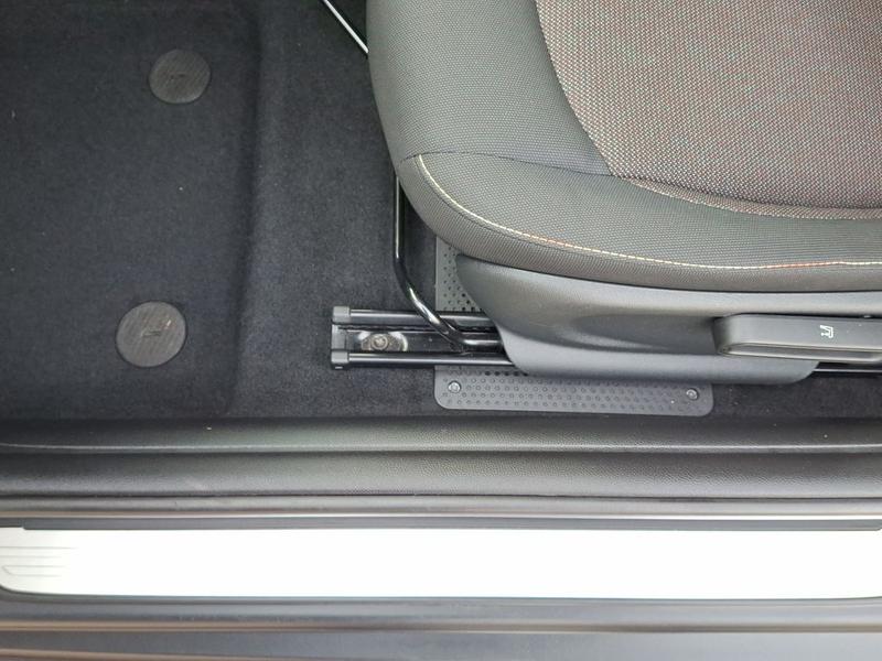 Used MINI Hatch PO19NYR 37