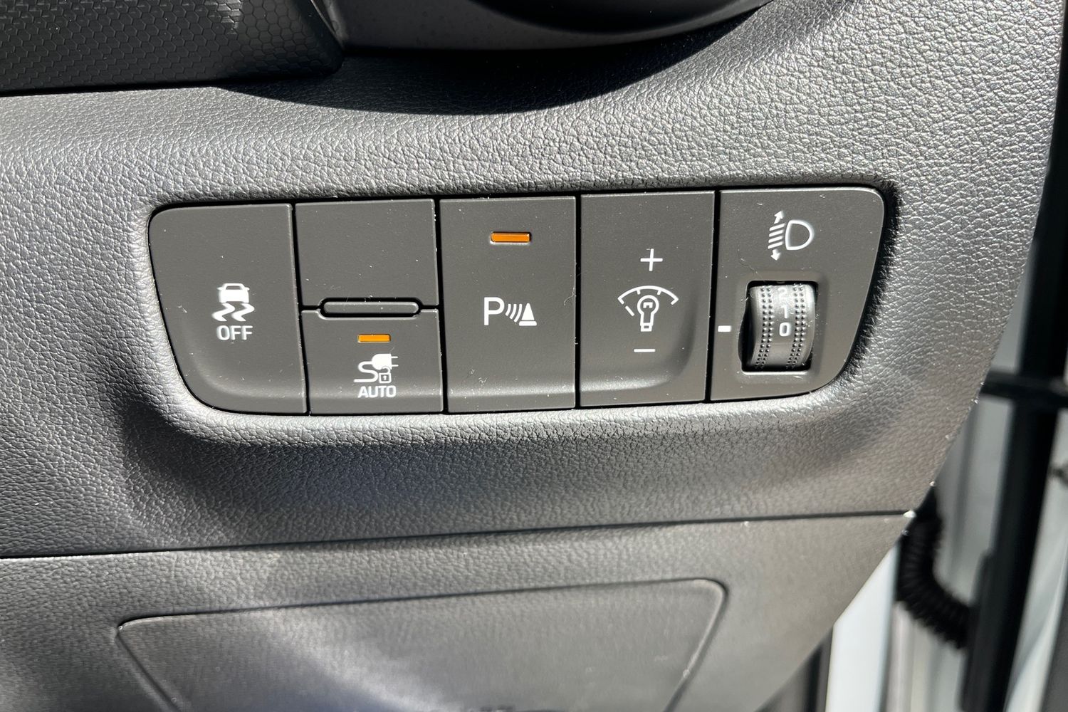 Hyundai KONA Photo 33